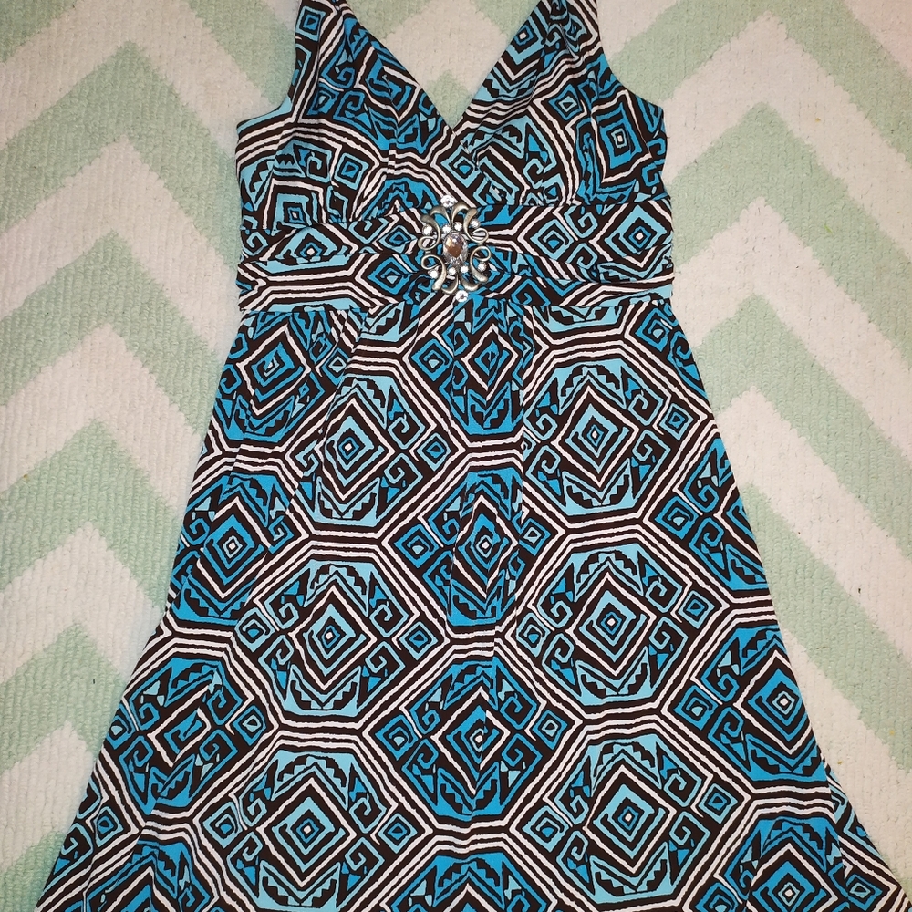 EUC Cute Aztec print Bisou Bisou dress!